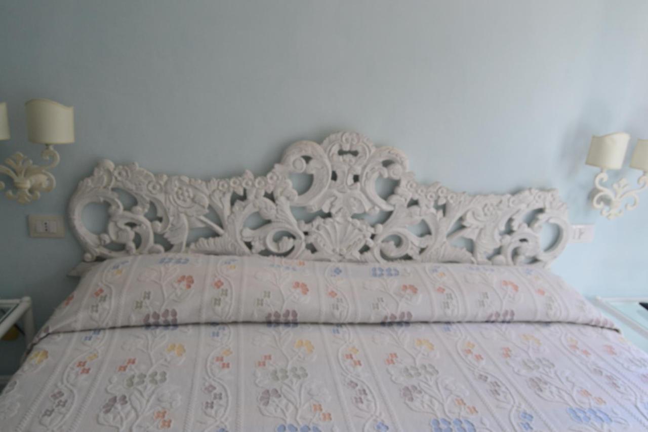 Hotel La Lampara Golfo Aranci Rum bild